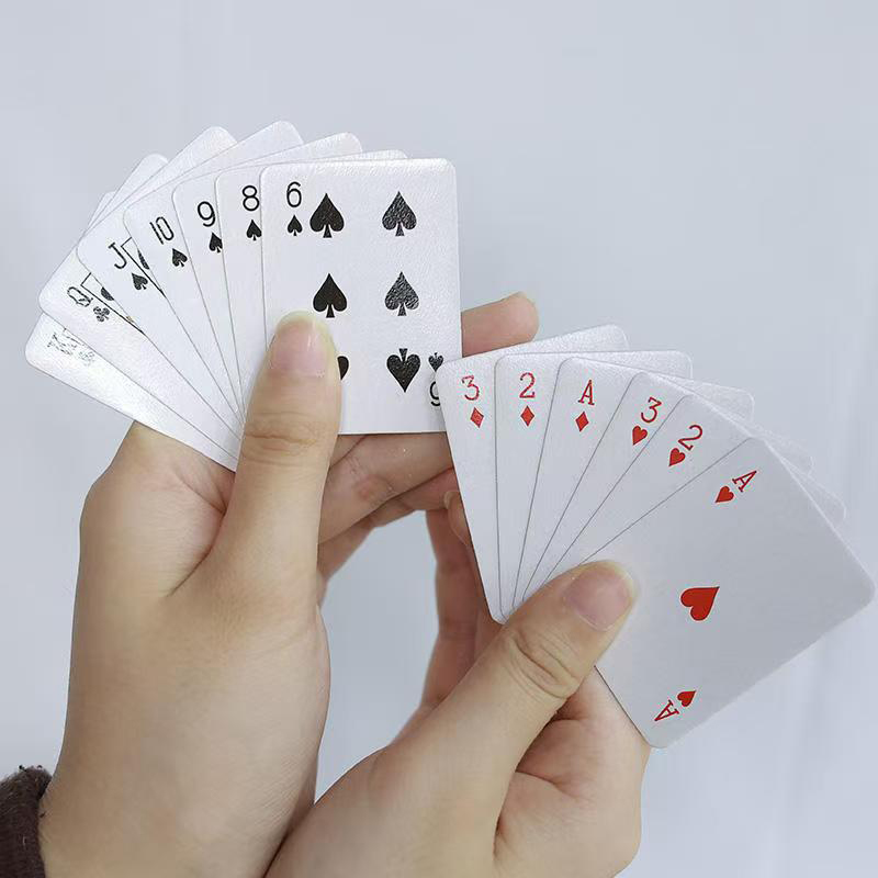 Мини-покерные игральные карты, – обзор и цена Party Games Juegos De Mesa